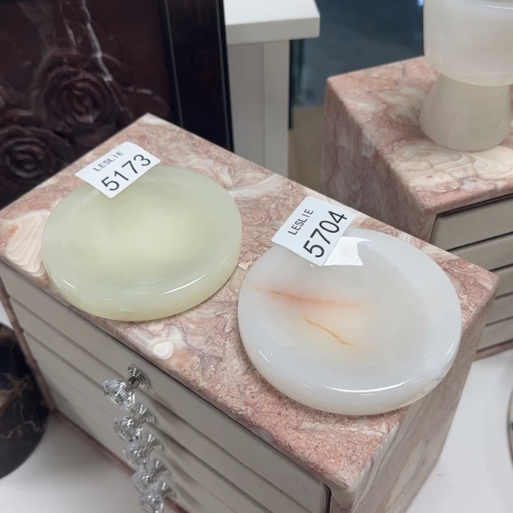 D****子X173.  704.       福利