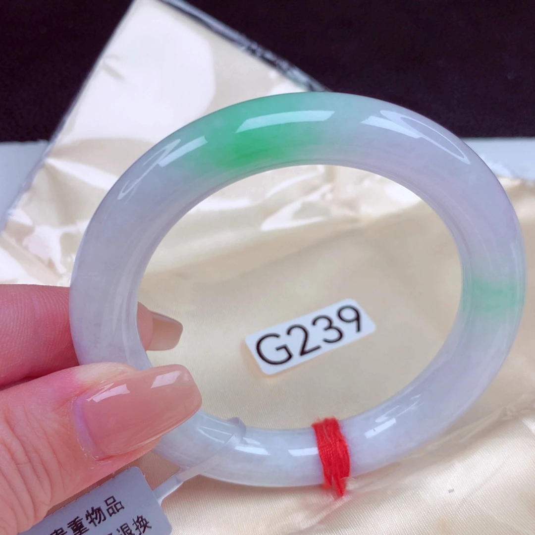 翡翠未镶嵌手镯手镯