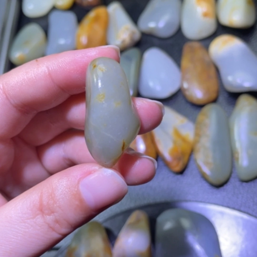 【闪购商品】颈饰未镶嵌和田玉