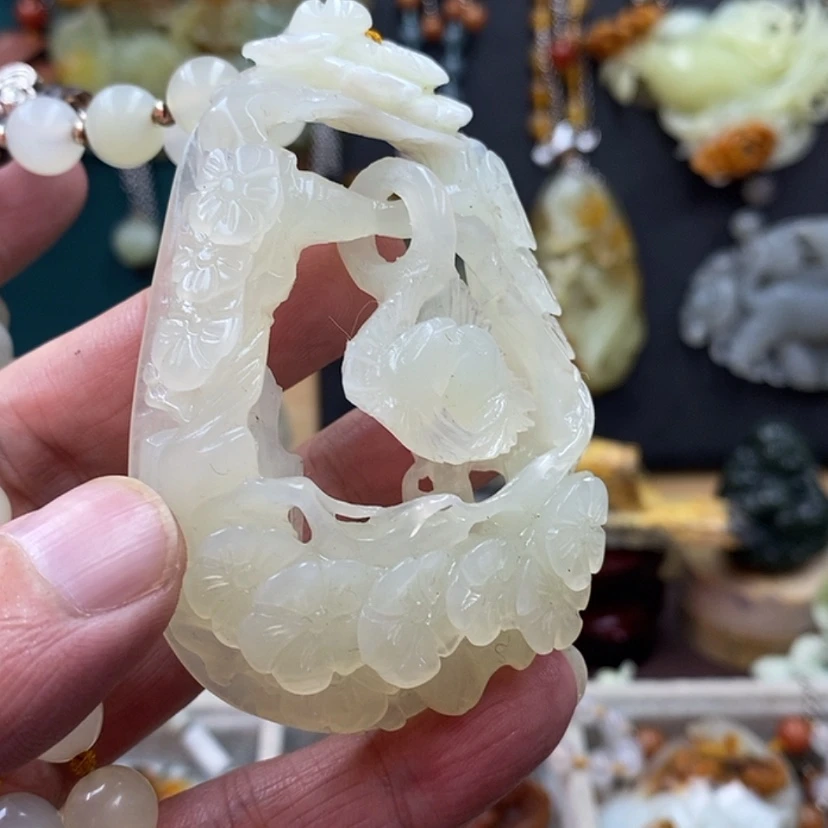 【闪购商品】蛇纹石玉吊坠未镶嵌