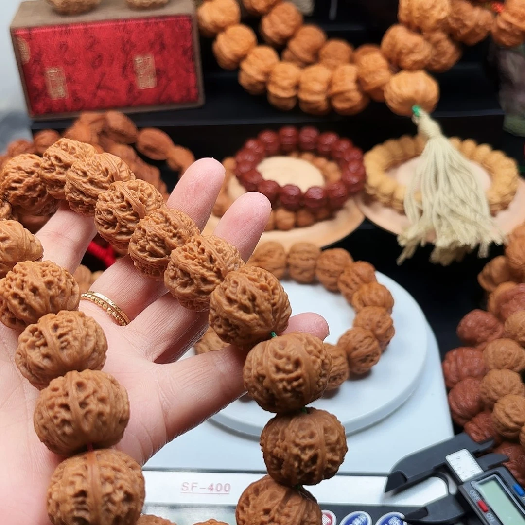 罗***罗文玩核桃把件核桃手持