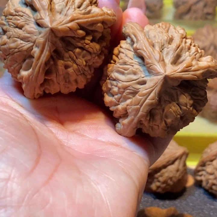 S***o吊坠文玩核桃官帽三棱48➕全品