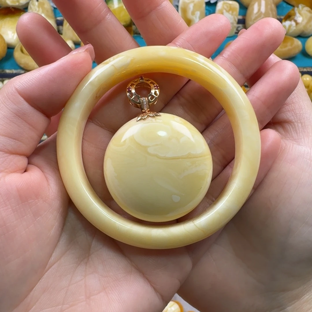 琥珀未镶嵌手链同料