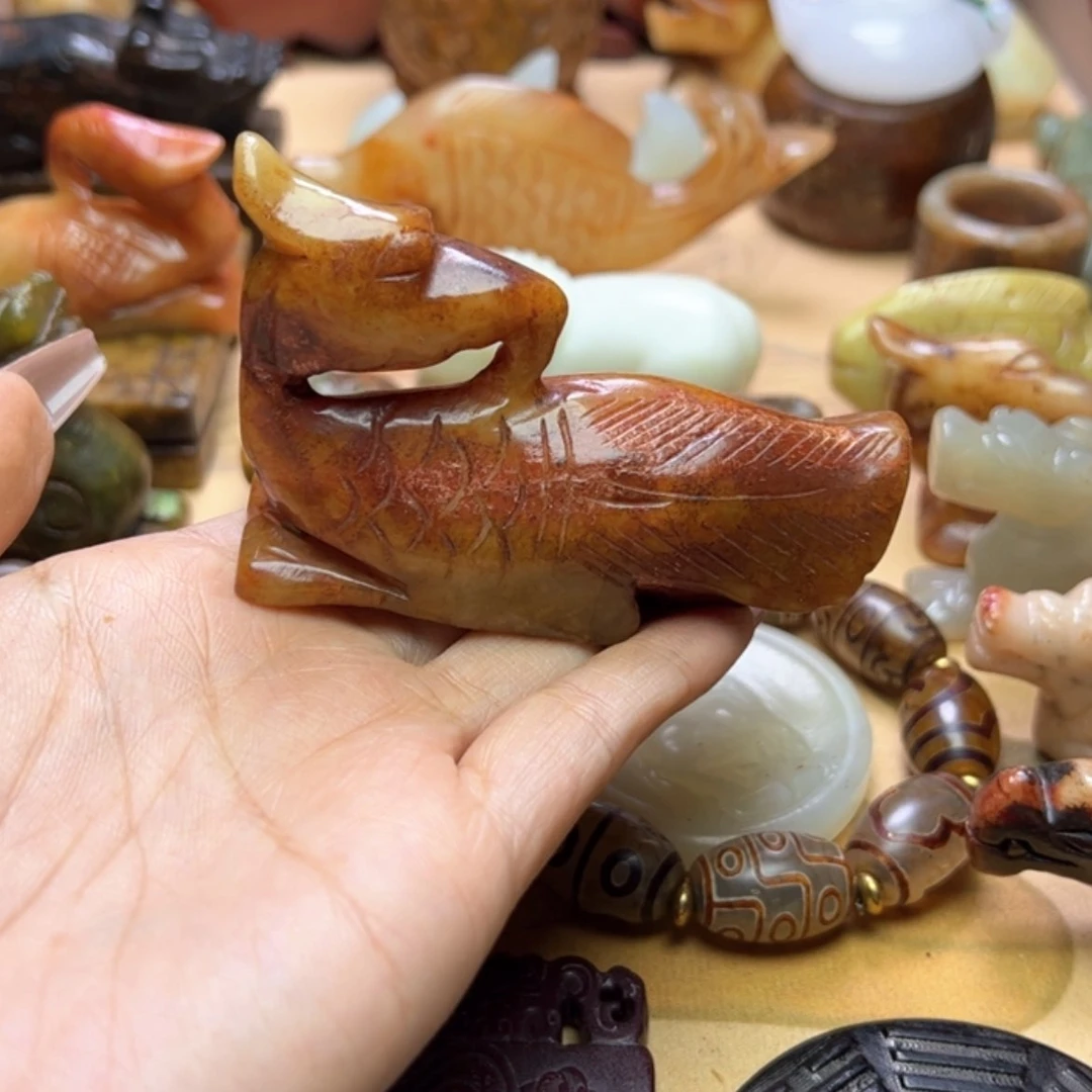 【闪购商品】蛇纹石玉颈饰未镶嵌