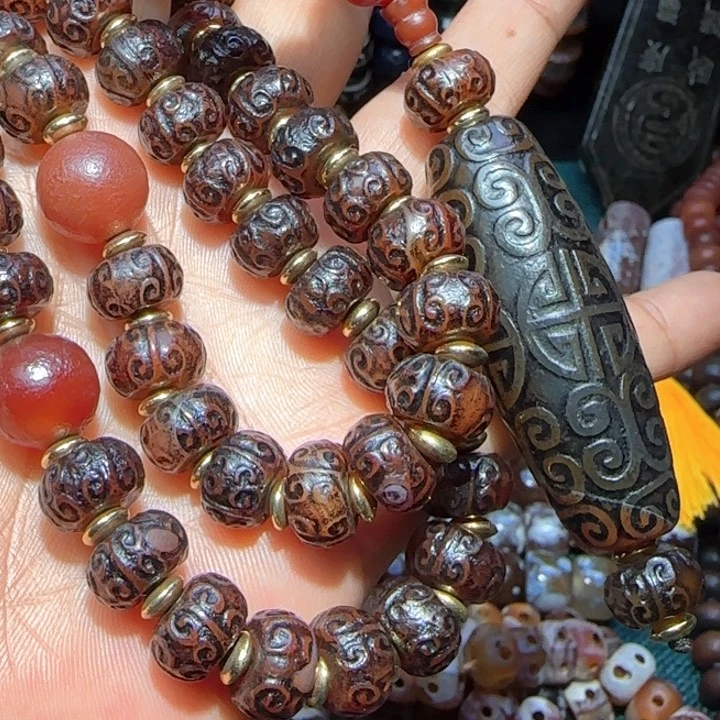 玛瑙/玉髓颈饰未镶嵌