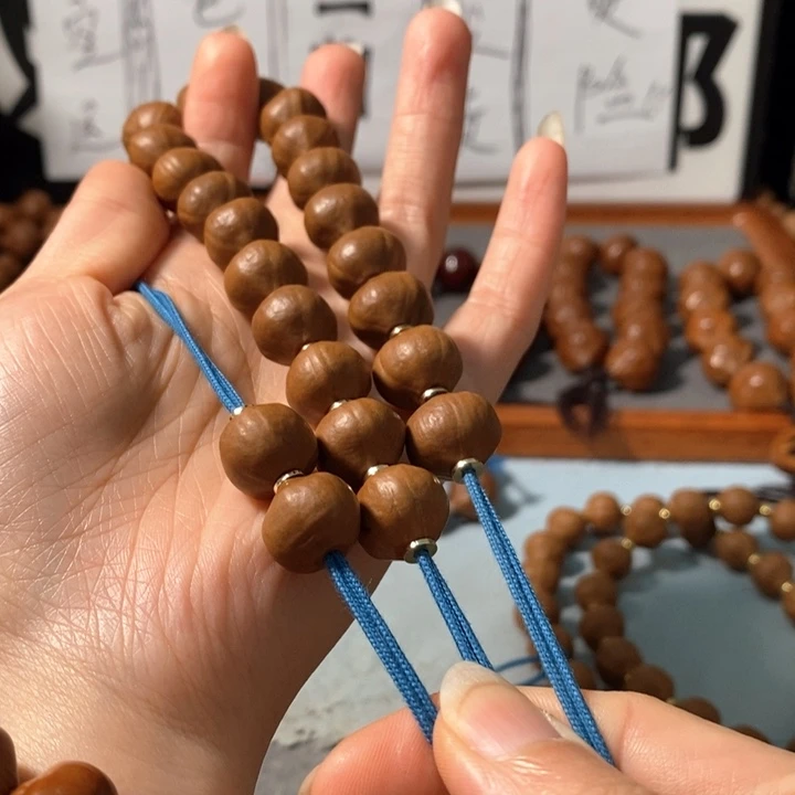 橄榄核手串～****～2141精品小蒜头铁核20+2颗
