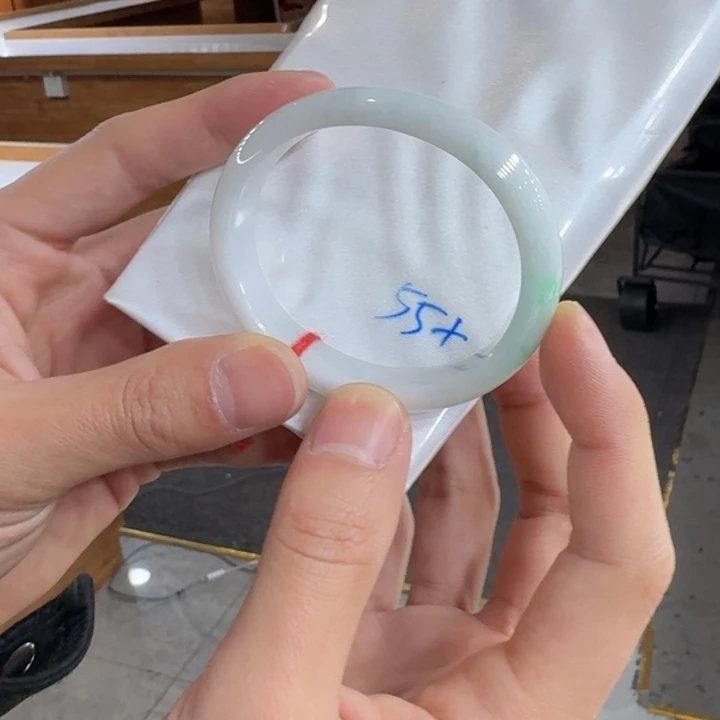 翡翠手镯未镶嵌纯天然缅甸翡翠A货买断