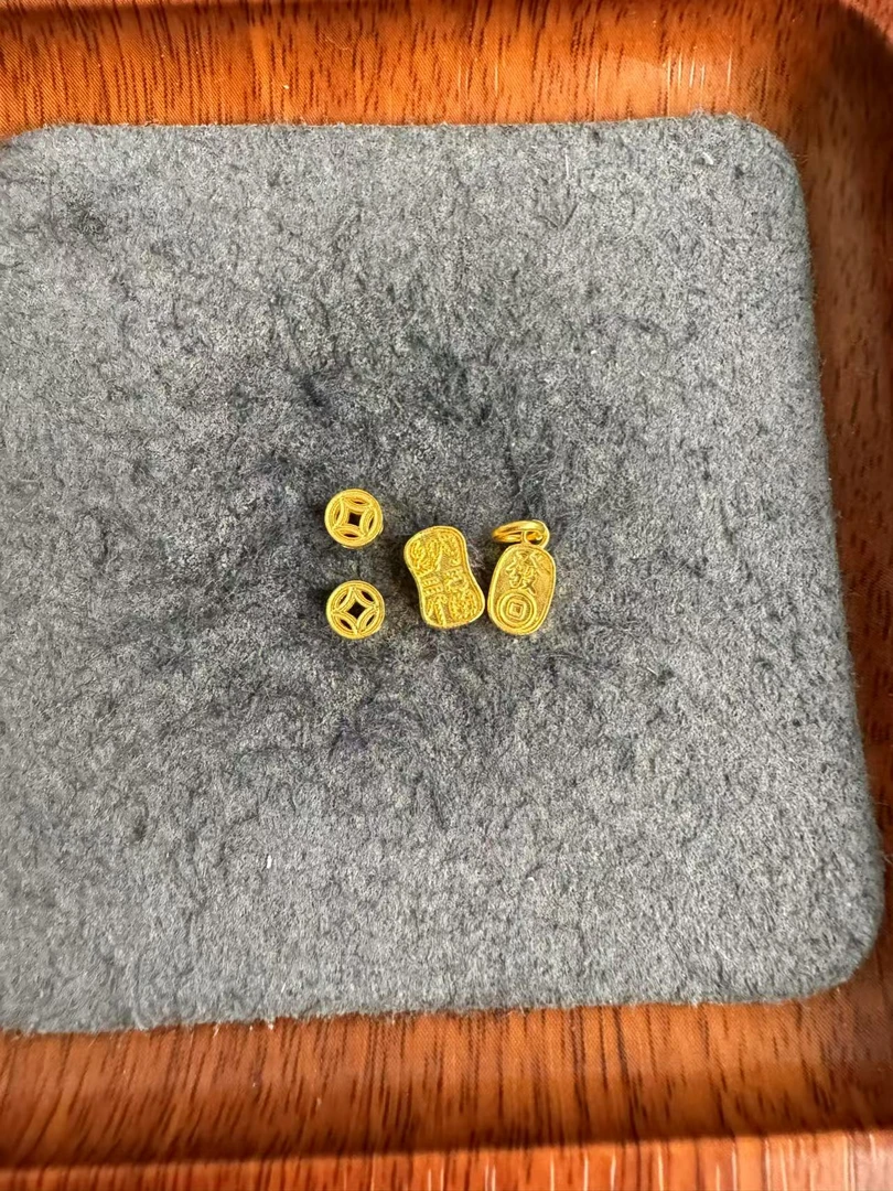 足金999 古法工艺钱币招财纳福中串