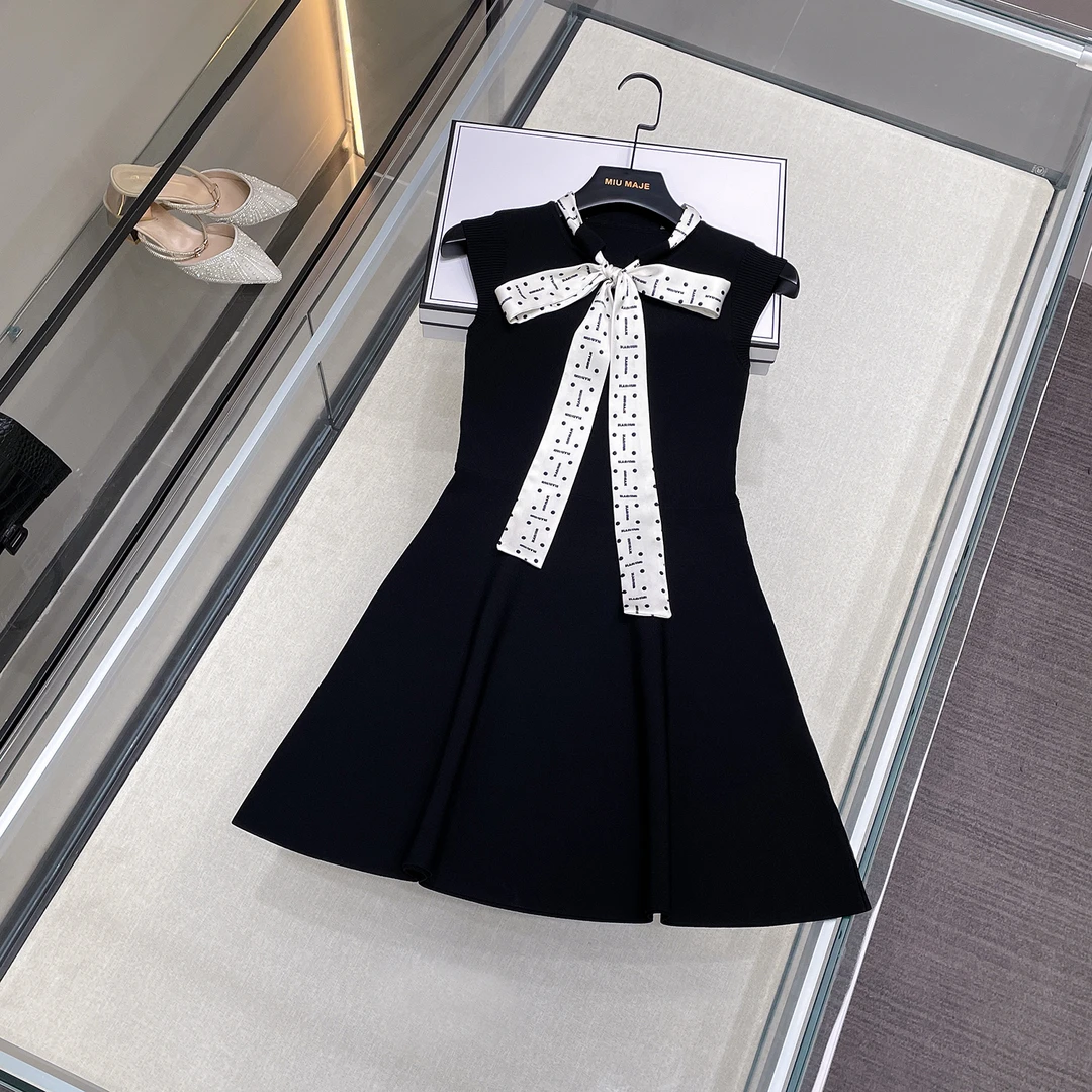新款气质针织拼接蝴蝶结系带小黑裙连衣裙夏dy4408