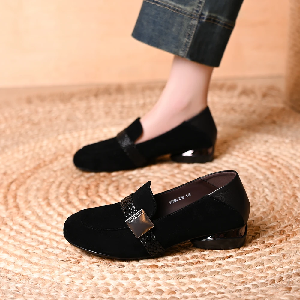 真皮羊皮圆头浅口低跟一脚蹬单鞋春秋新款磨砂软底百搭舒适小皮鞋