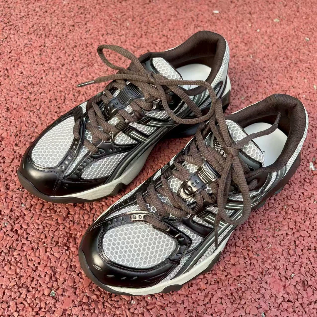 秋季拼色系带时尚休闲鞋