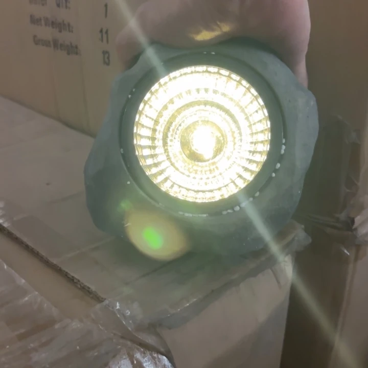 摆件样品哟样品样品样品石头暖光