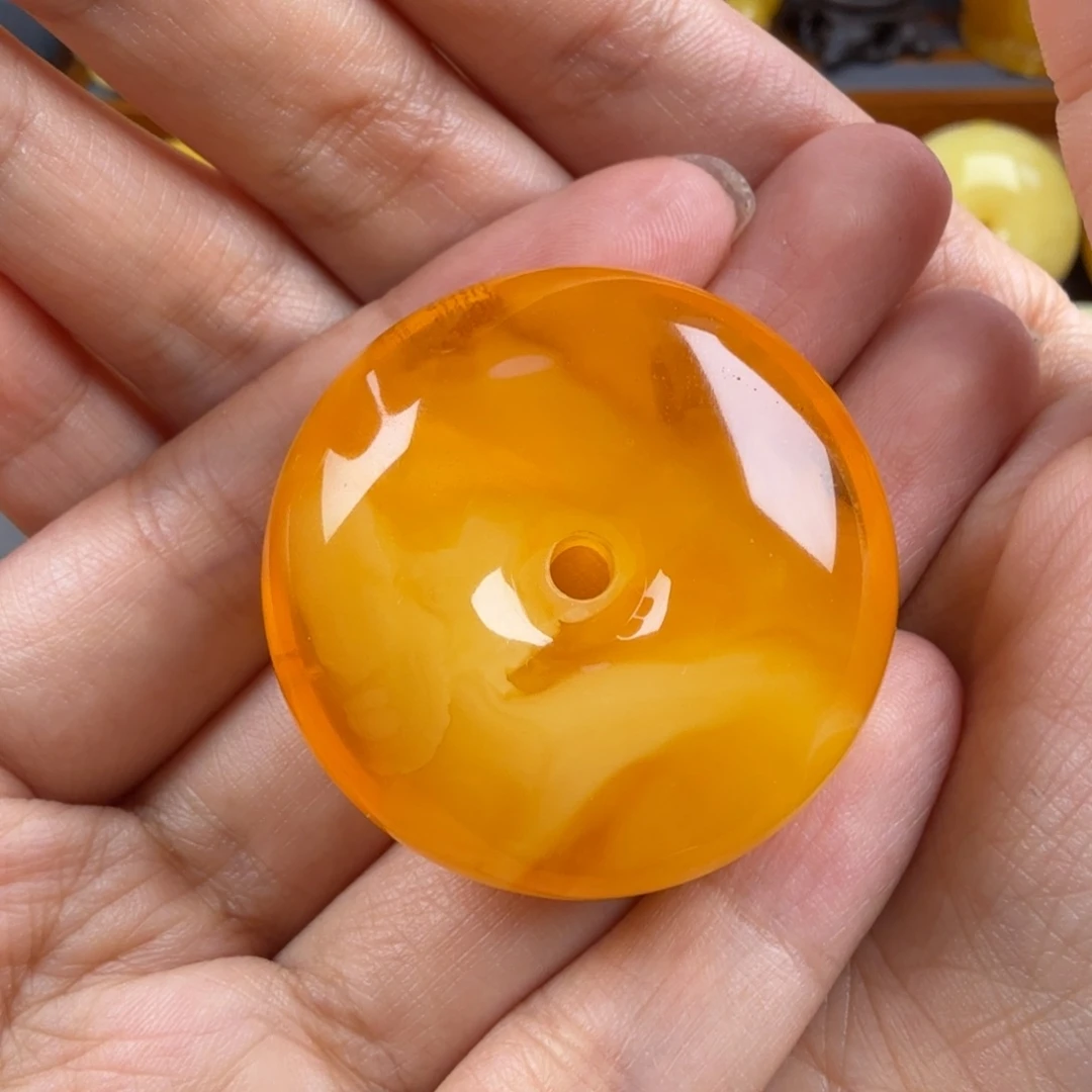 琥珀未镶嵌颈饰纯天然琥珀蜜蜡无优化