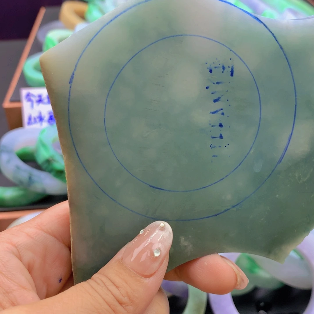 定制翡翠未镶嵌蓝天白云的马尔代夫蓝48到57