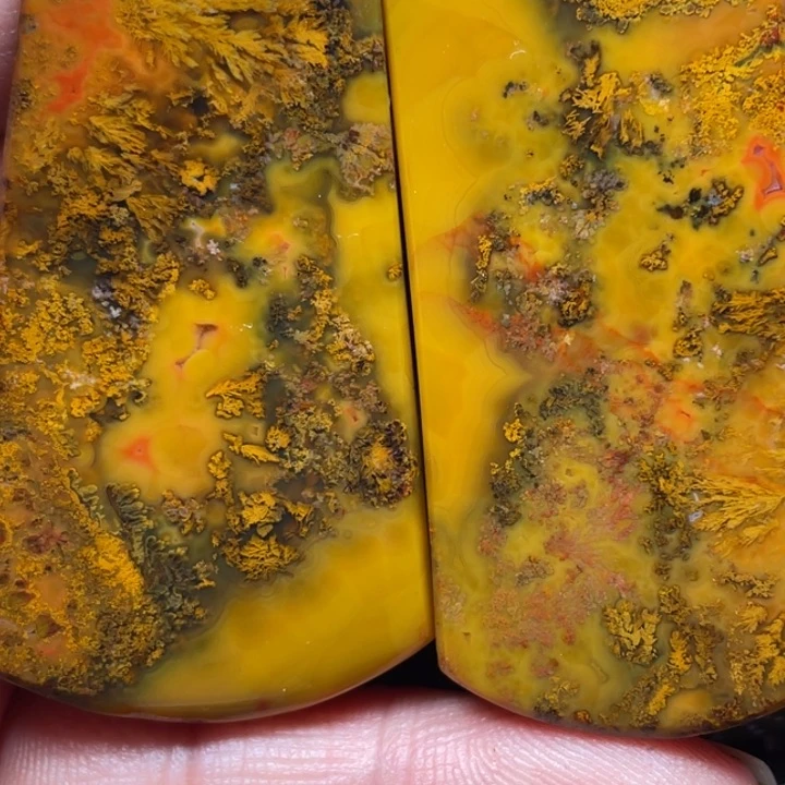 玛瑙/玉髓颈饰未镶嵌江*