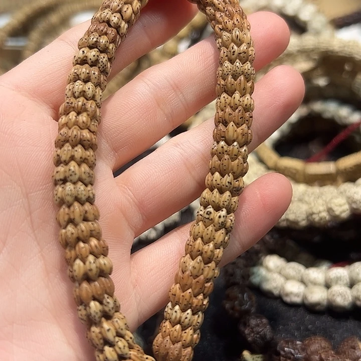 星月菩提吊坠星月菩提雕刻