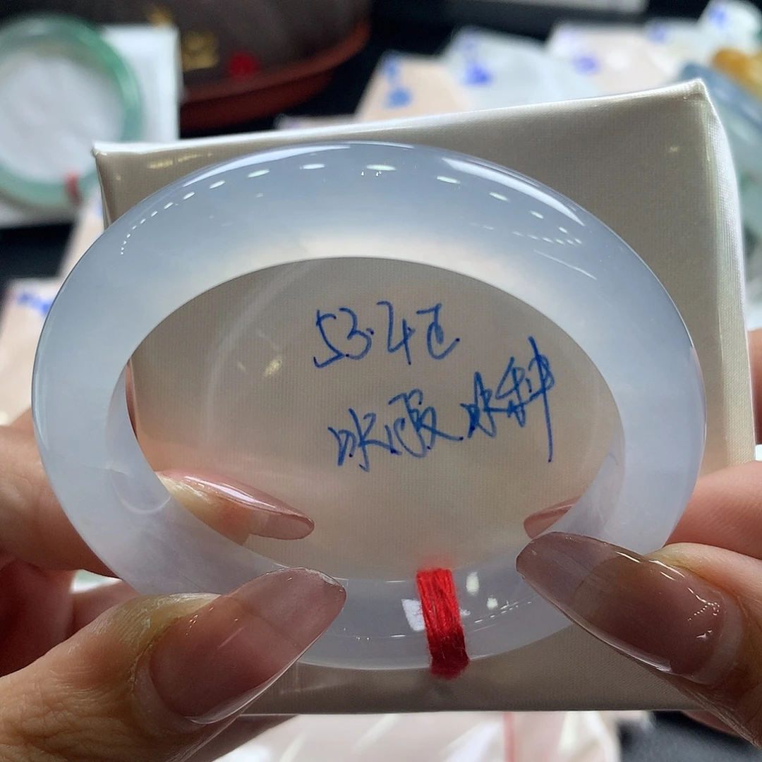翡翠手镯未镶嵌53.4正