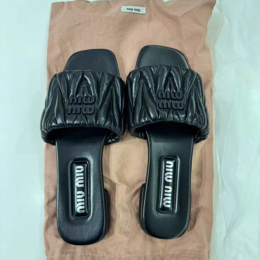 未使用 MIU MIU/缪缪 缪缪好看的鞋子