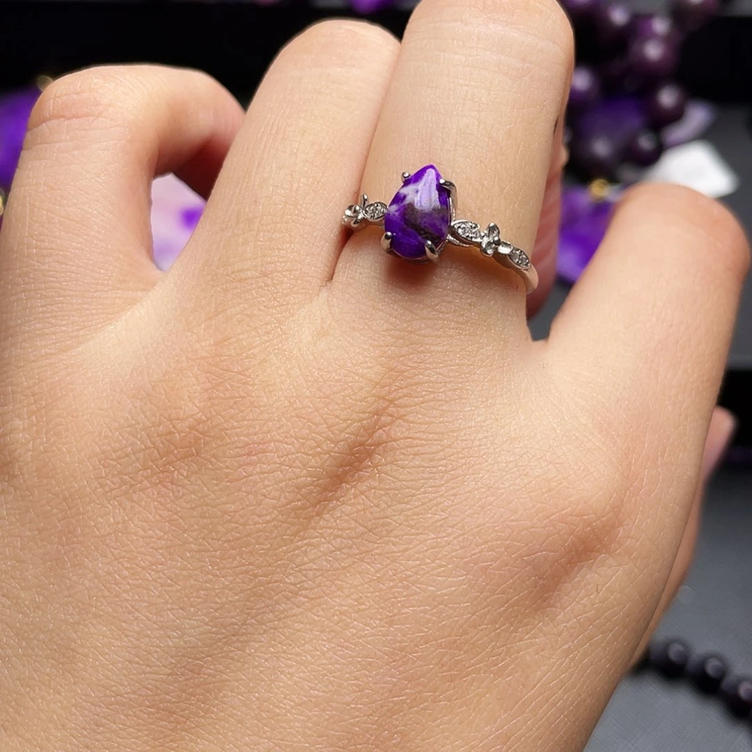 银S925镶嵌苏纪石（舒俱来）戒指