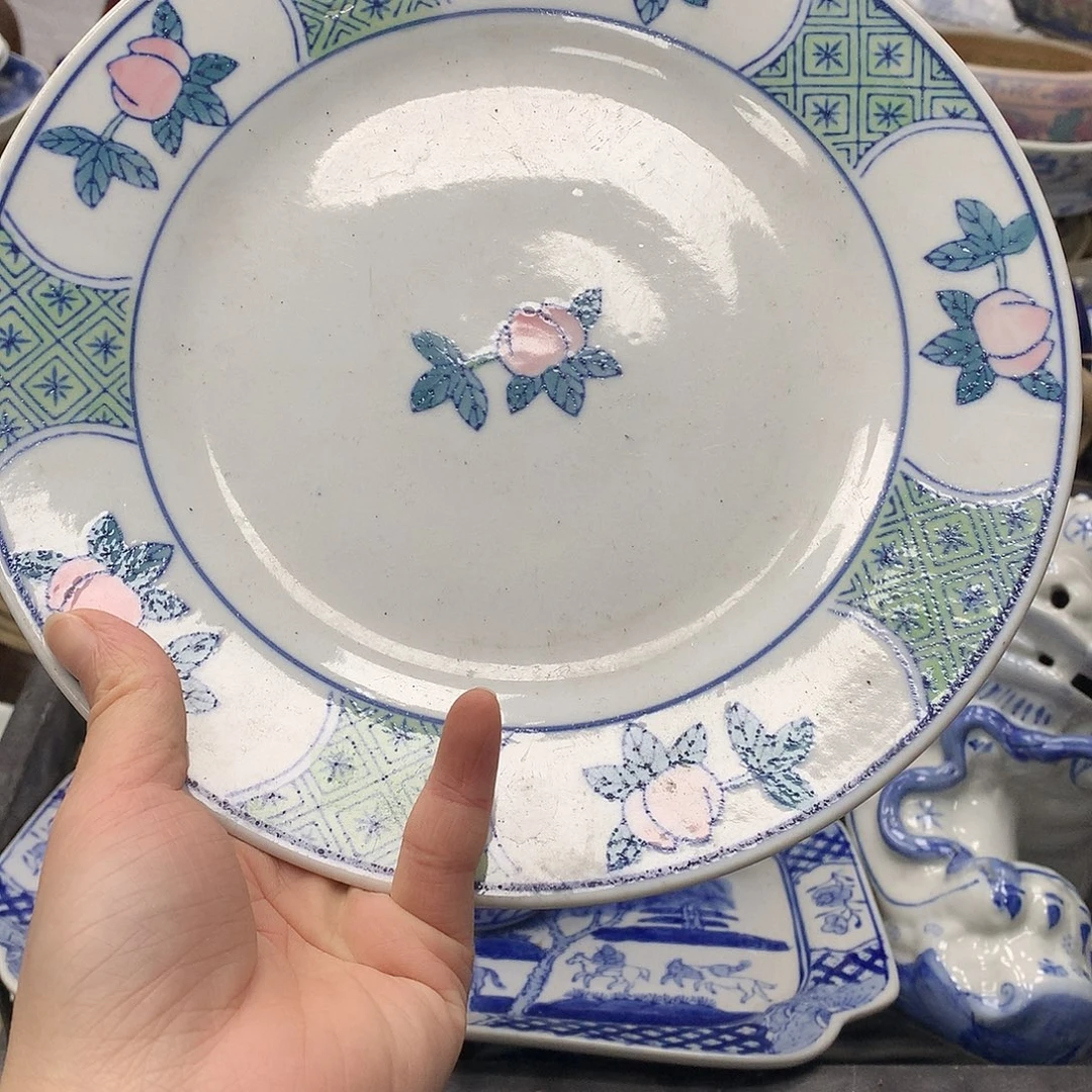 盘158865585585385588888