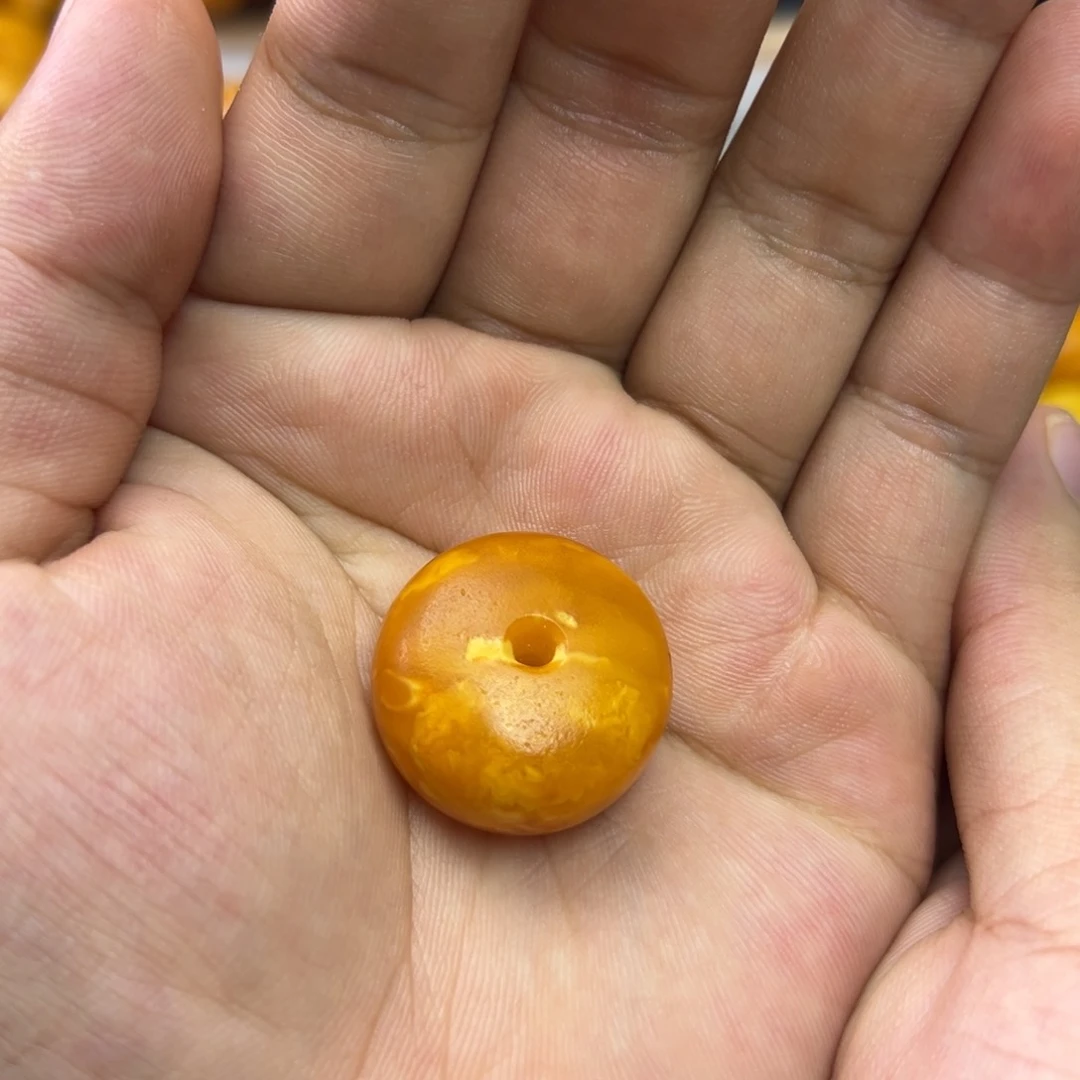 未镶嵌吊坠(不含链)蜜蜡