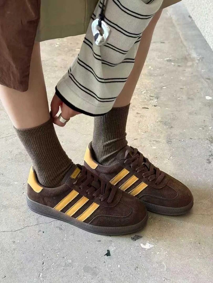 秋季休闲健步圆头休闲板鞋休闲鞋单鞋潮鞋低帮