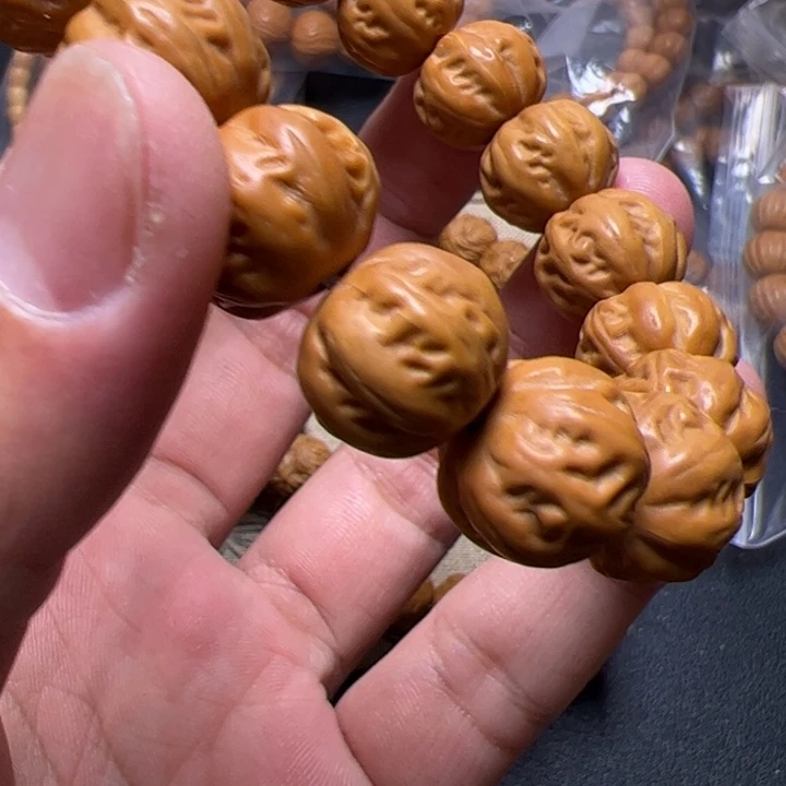 猴头核桃手串清*渡啦啦