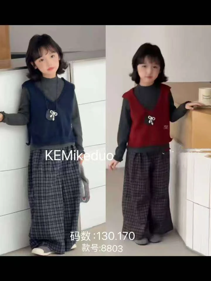 时尚经典男女孩休闲套装和上衣