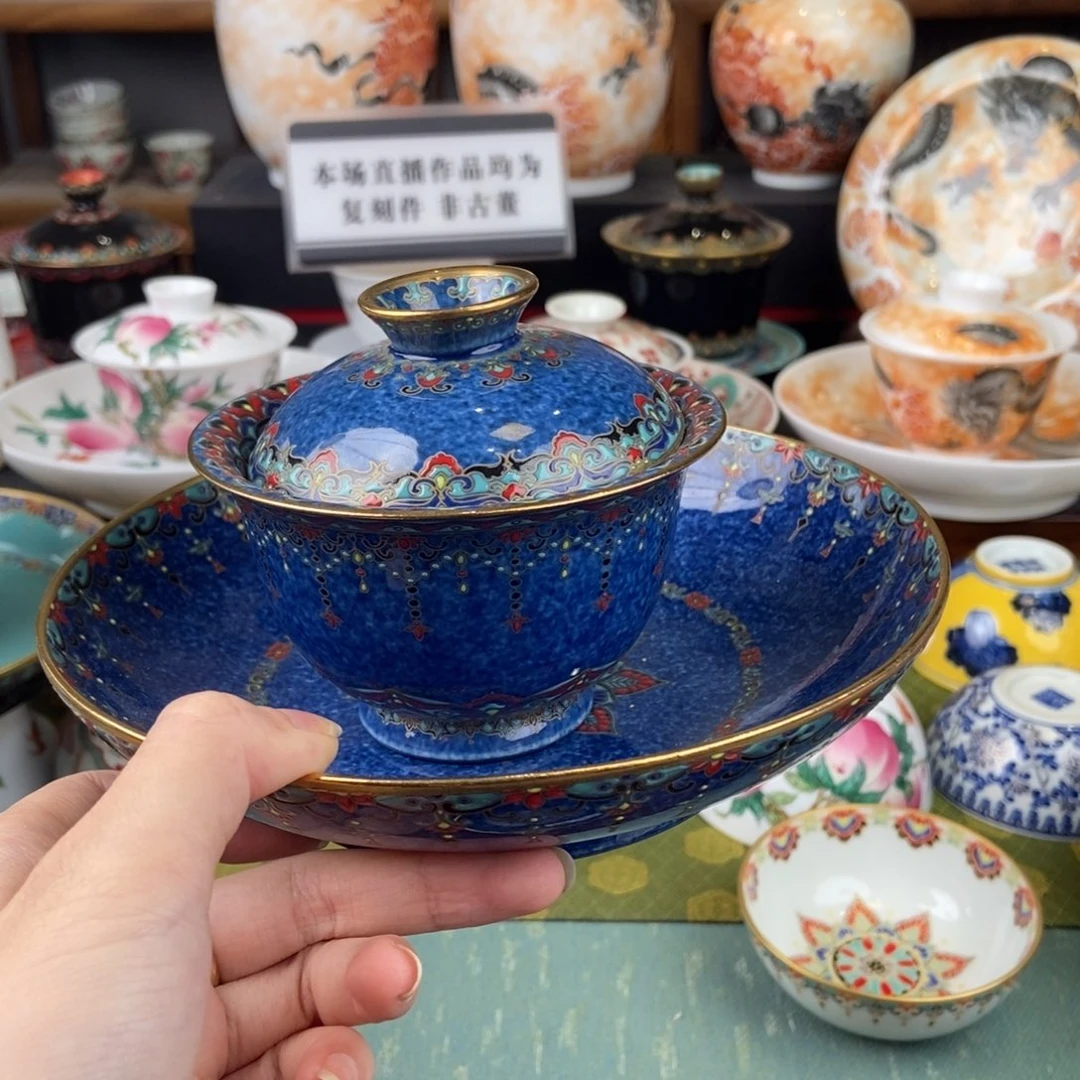 陶瓷的设计师是一个人