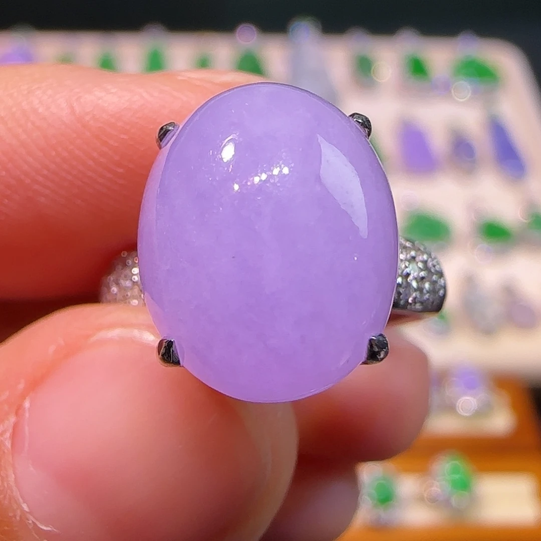 翡翠18K金镶嵌耳钉