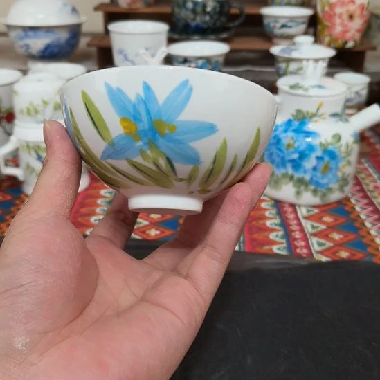 摆件景德镇手工手绘高温瓷器