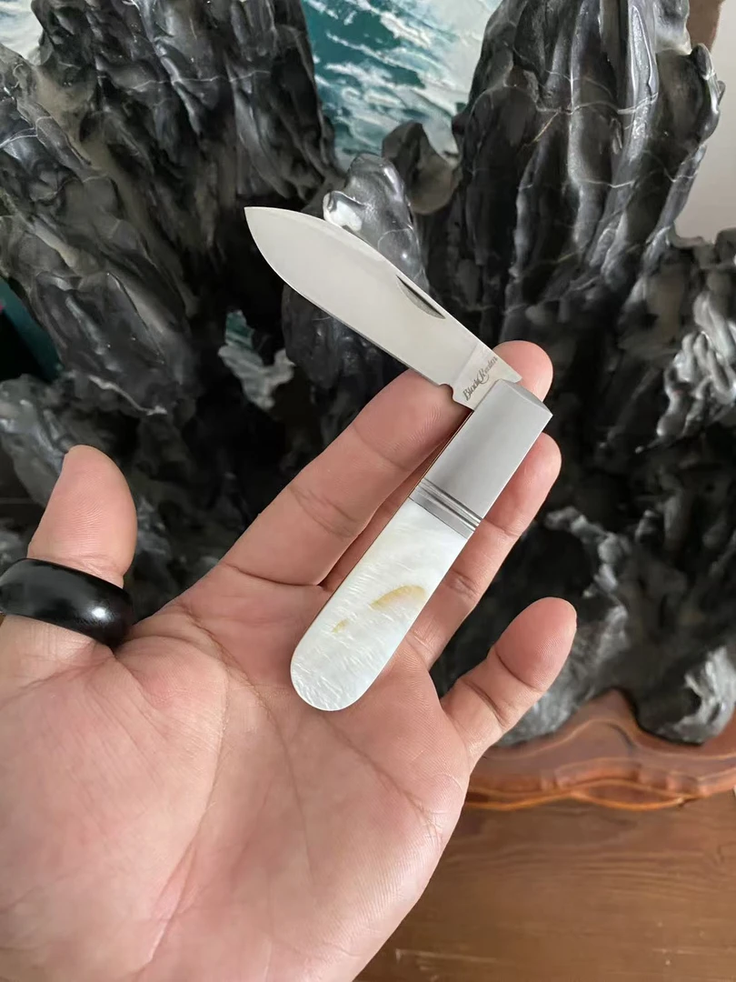 拍品白贝壳手柄口袋刀家用水果刀手工刀d2刃材