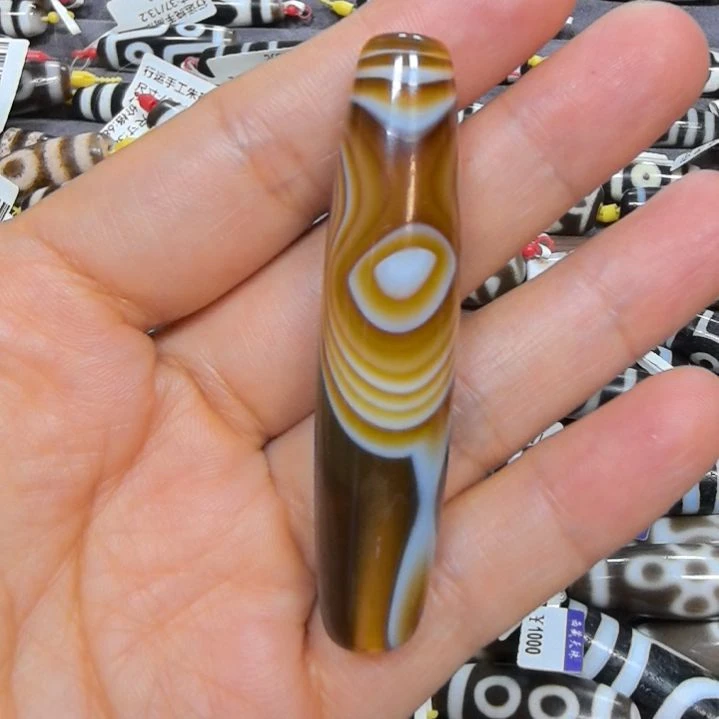 輝***煌玛瑙/玉髓颈饰未镶嵌