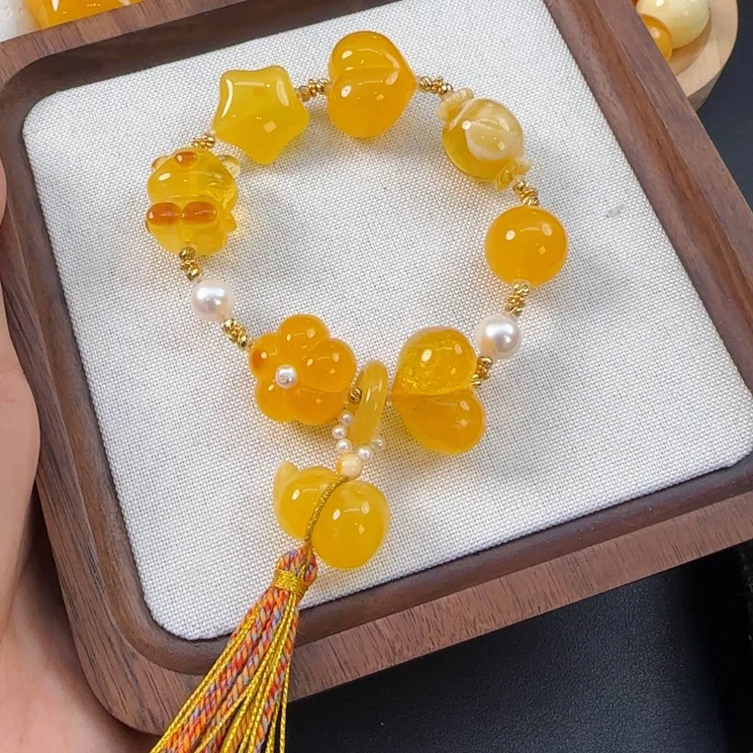 琥珀未镶嵌珠宝奇石小****?