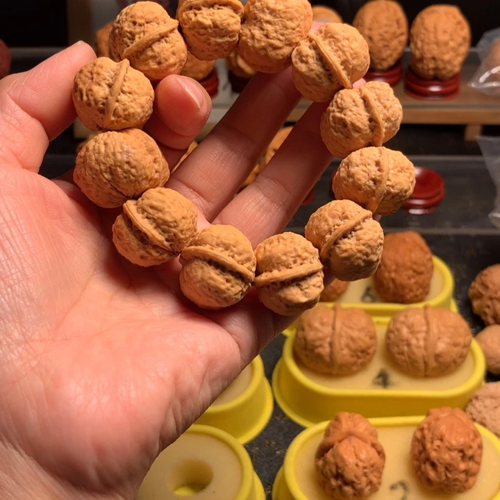 吊坠文玩核桃铁元宝手串24尺