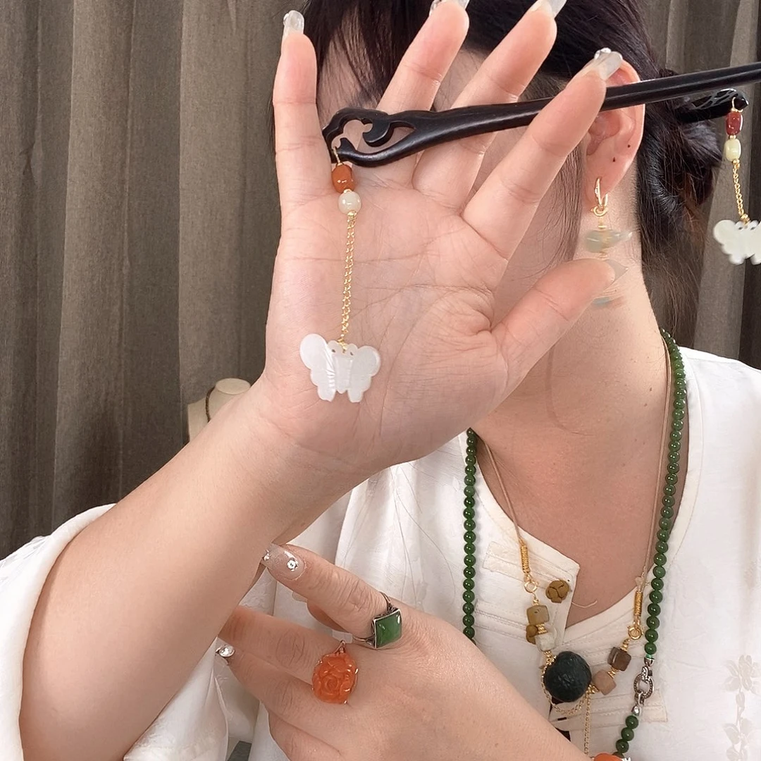 和田玉未镶嵌颈饰