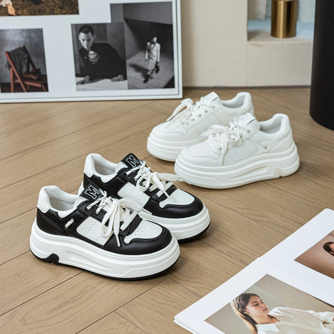 真皮厚底板鞋女2025秋冬款百搭鞋子休闲运动小个子增高小白鞋单鞋