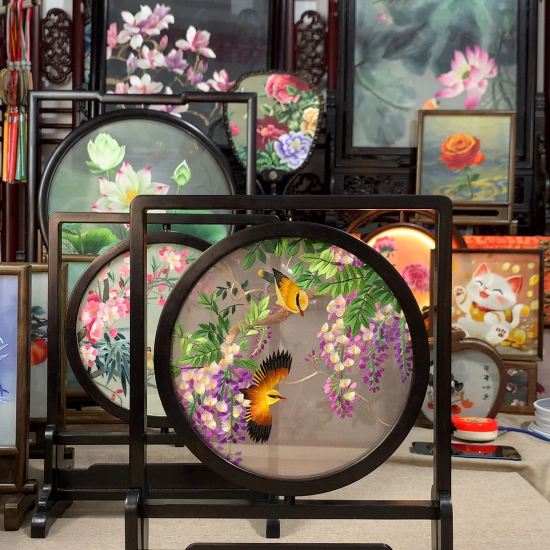木精品苏绣实木摆件