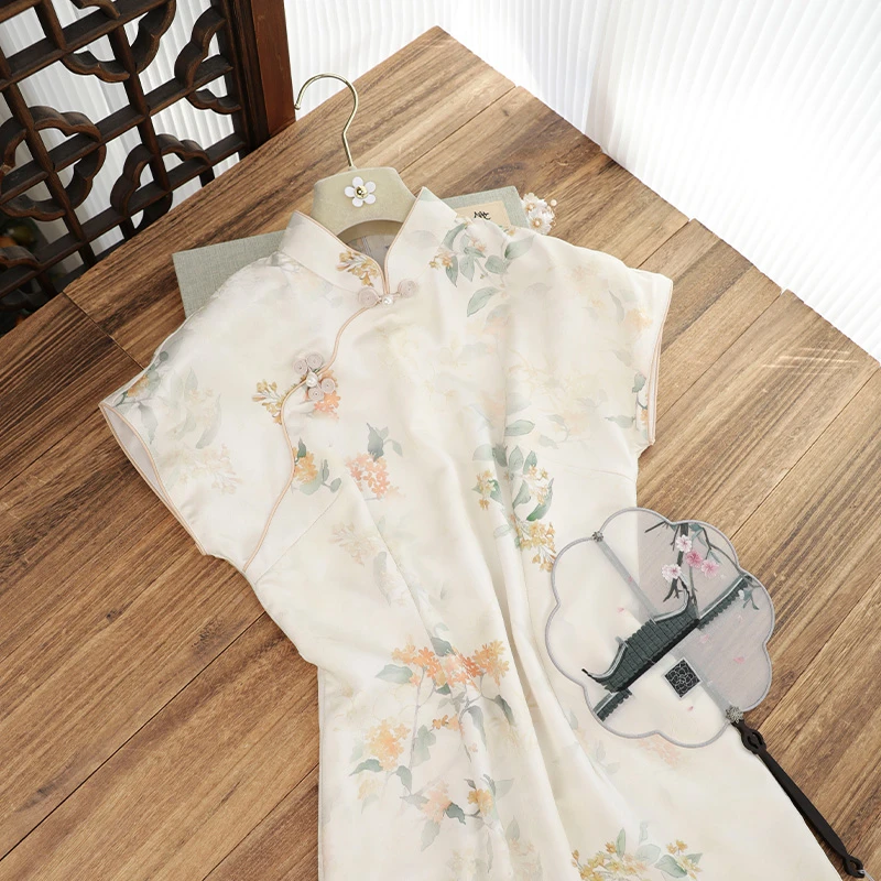 俏娘鱼2025夏季米色素雅淑女范新中式改良短袖旗袍女年轻日常可穿