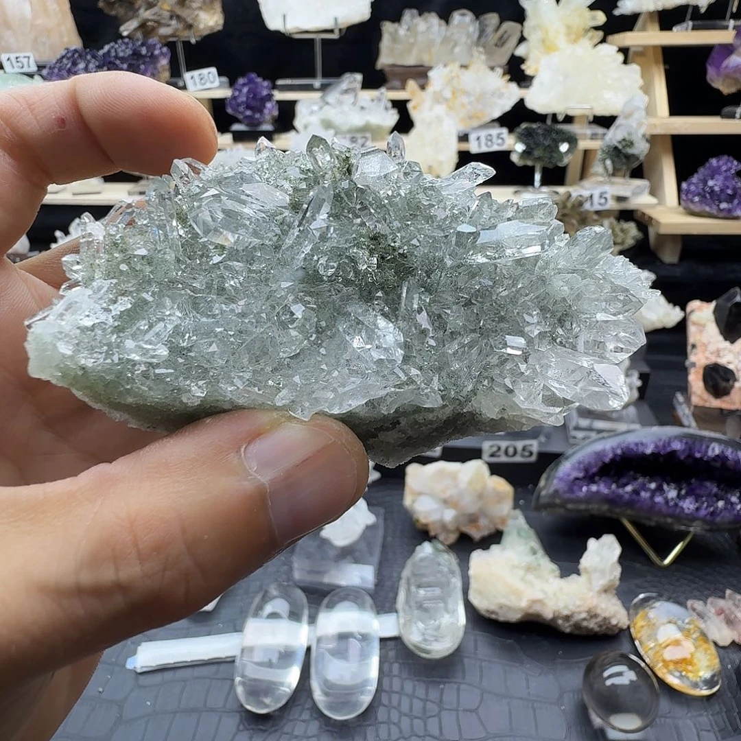 石材天然水晶摆件