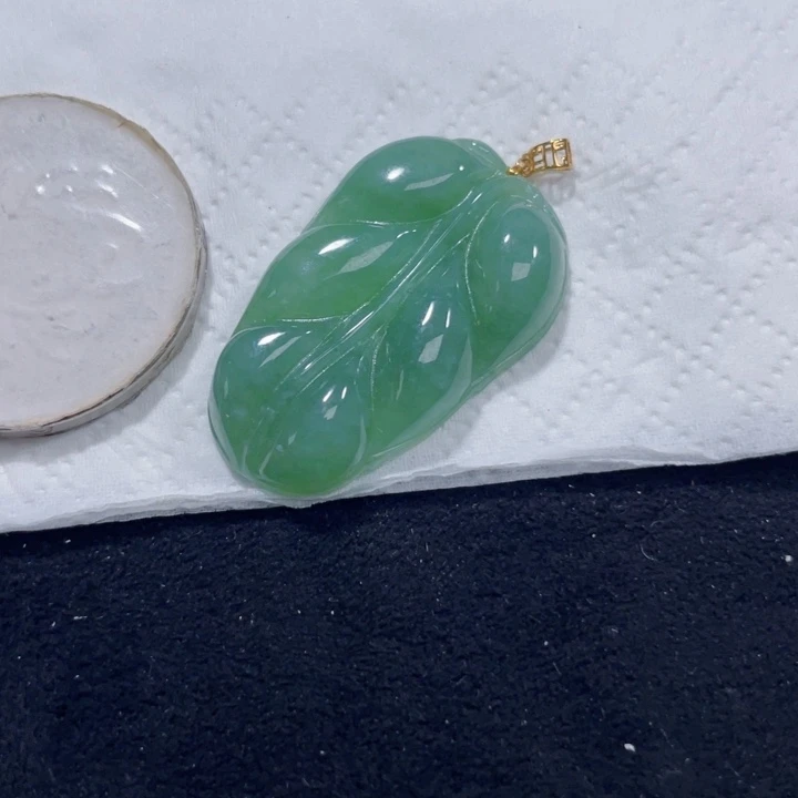 吊坠(赠链)18K金镶嵌翡翠