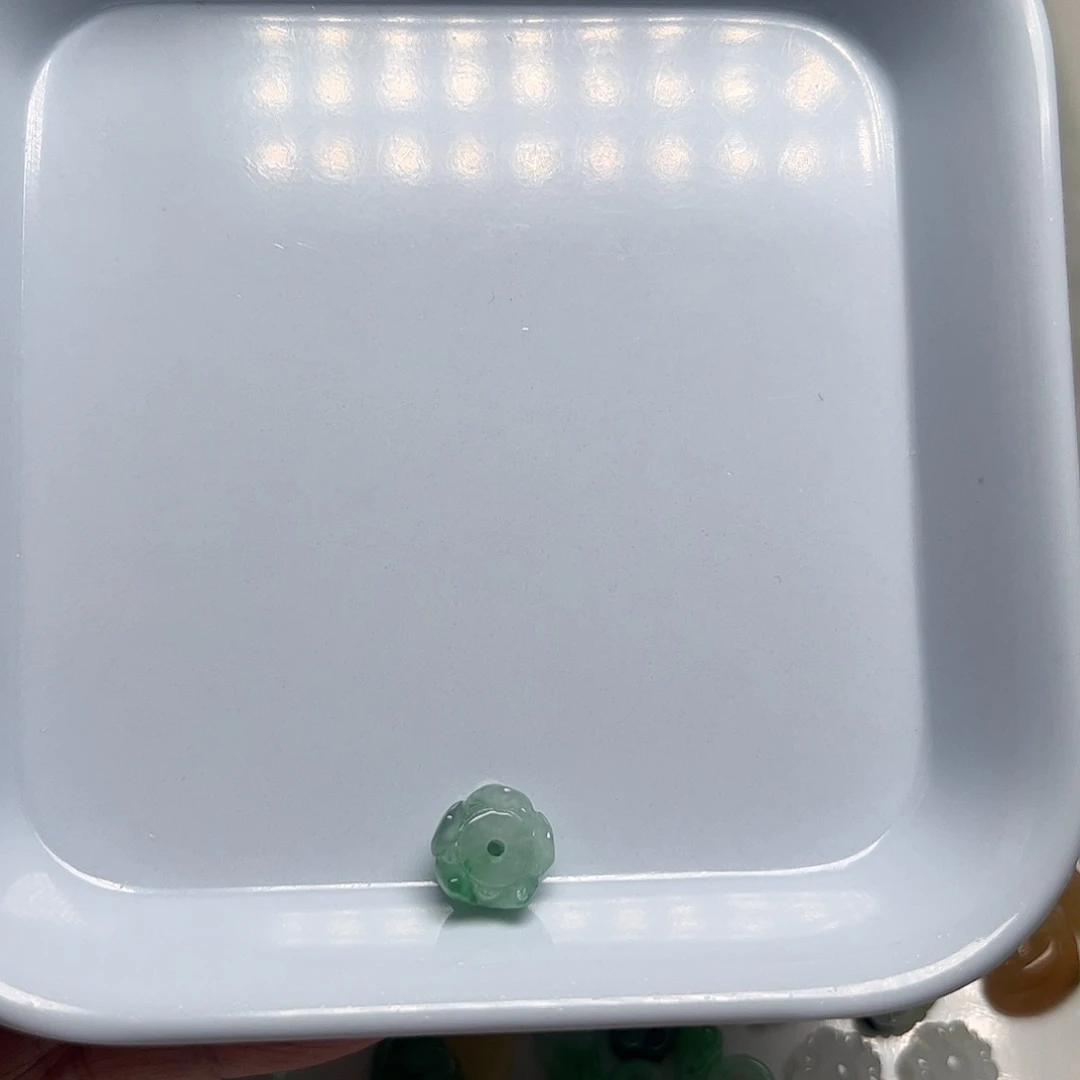 翡翠未镶嵌颈饰天然翡翠