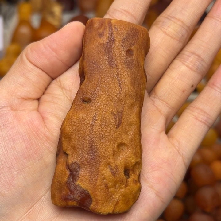 琥珀未镶嵌颈饰天然蜜蜡