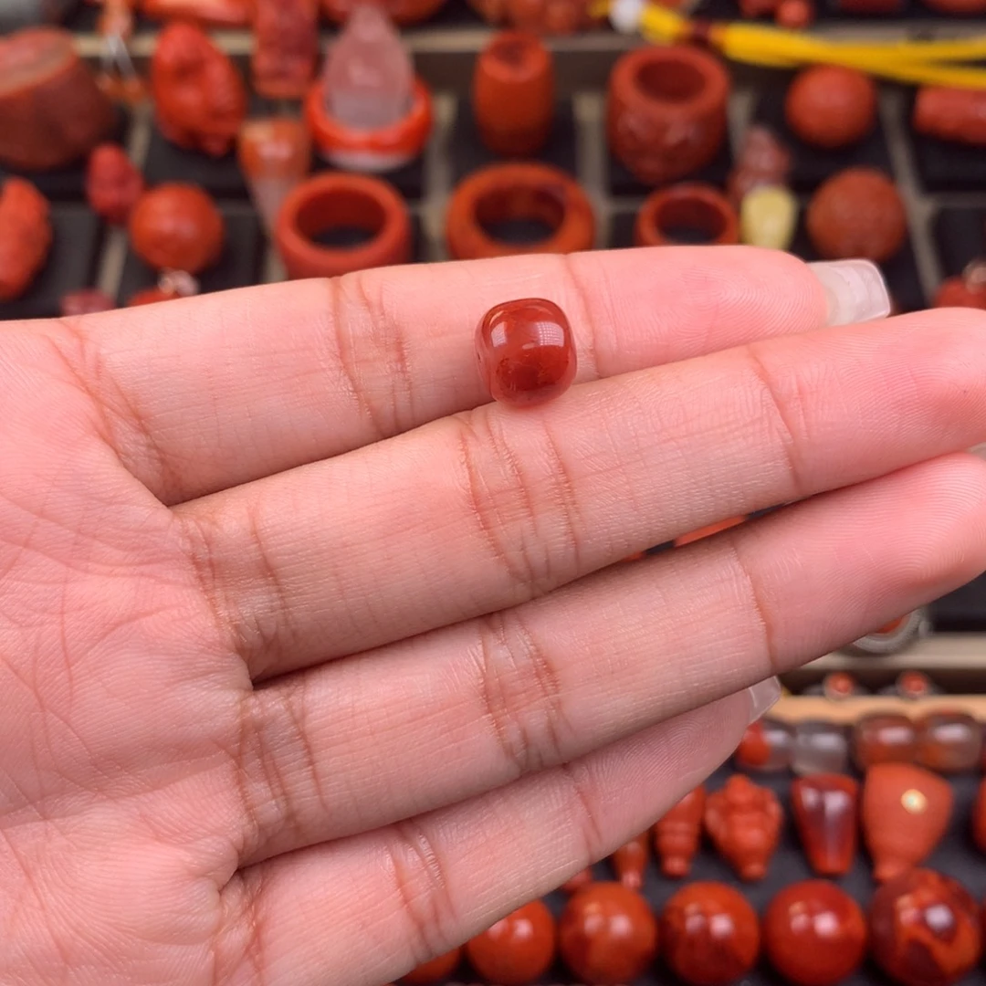 南红玛瑙未镶嵌牛血火焰老型9+