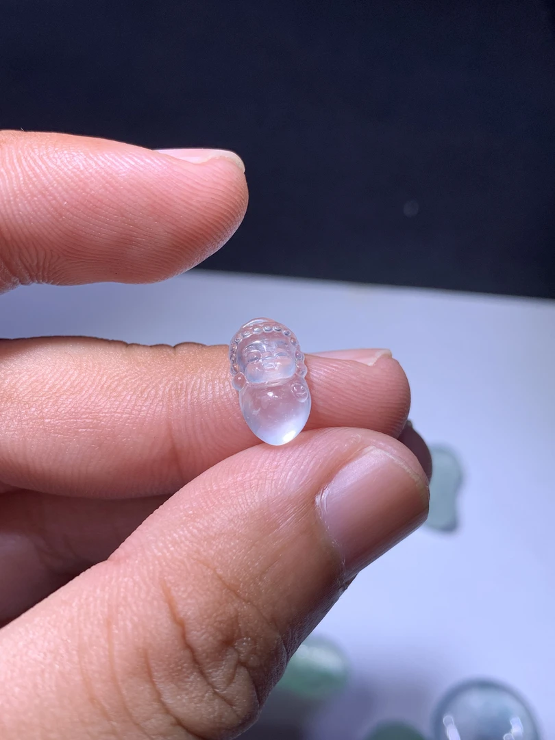 天然缅甸翡翠A货宝宝佛