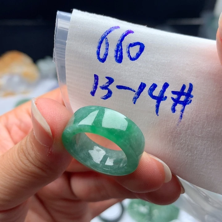 未镶嵌戒指翡翠戒圈