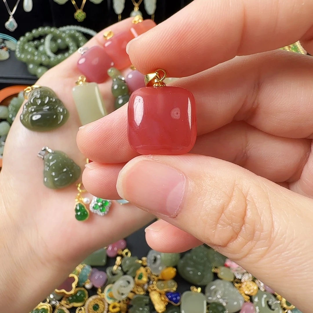 花***儿玛瑙/玉髓银S925镶嵌颈饰