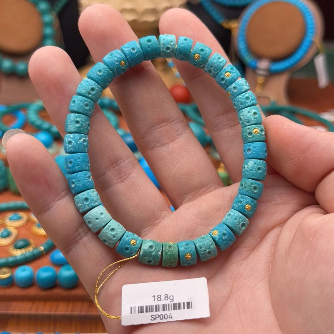 18K金镶嵌绿松石珠宝奇石