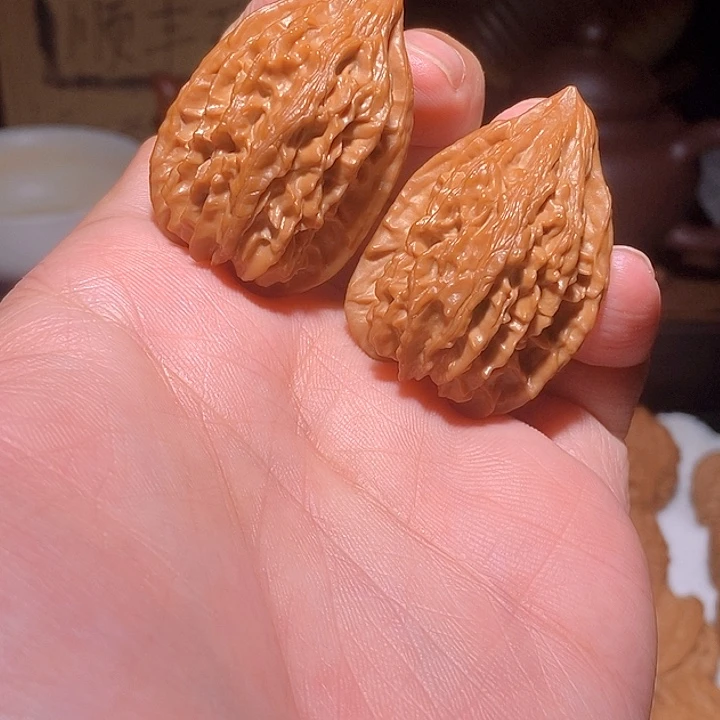 文玩核桃手把件穿云箭