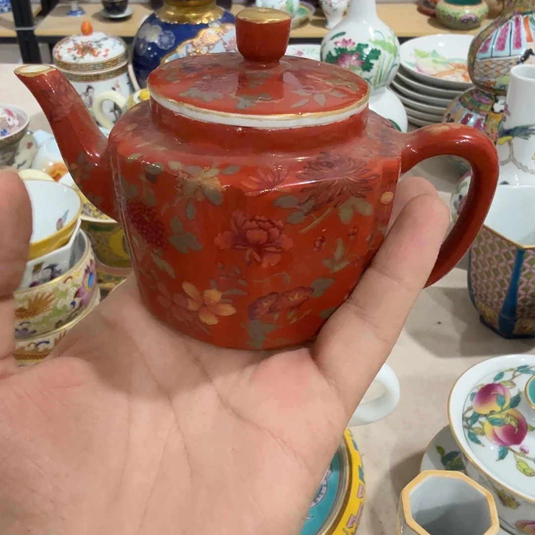 瓷片摆件等方式在不同行业上